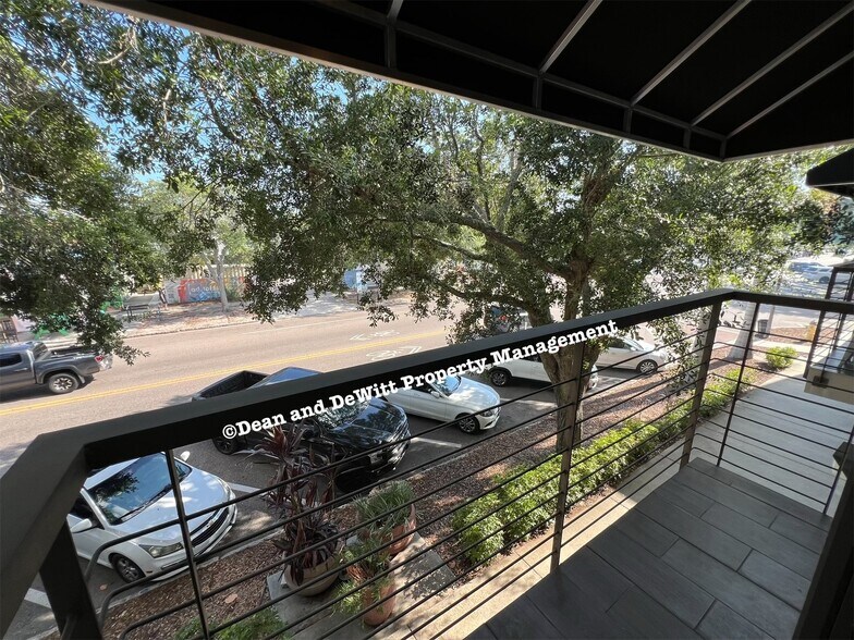 Building Photo - 2 Bed/2 Bath