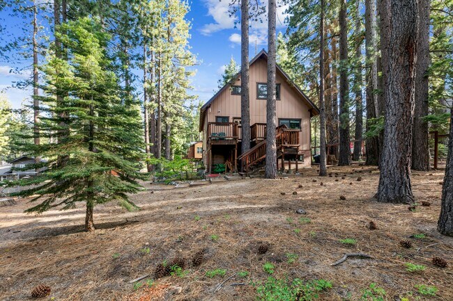 Building Photo - 1517 Plumas Cir