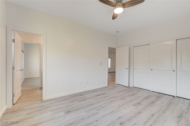 Building Photo - 1068 Riddle Glen St