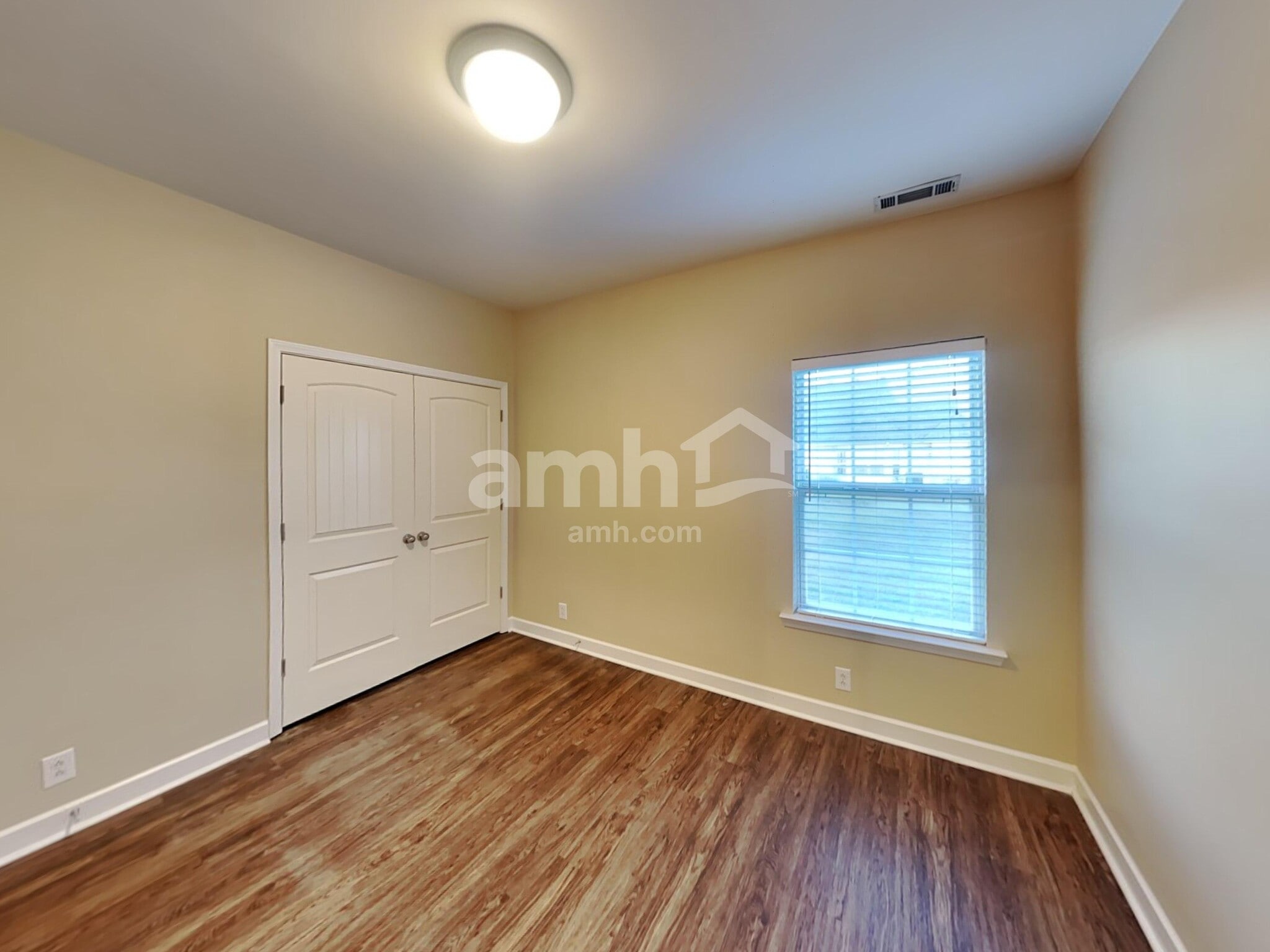 Building Photo - 3023 Holderwood Dr