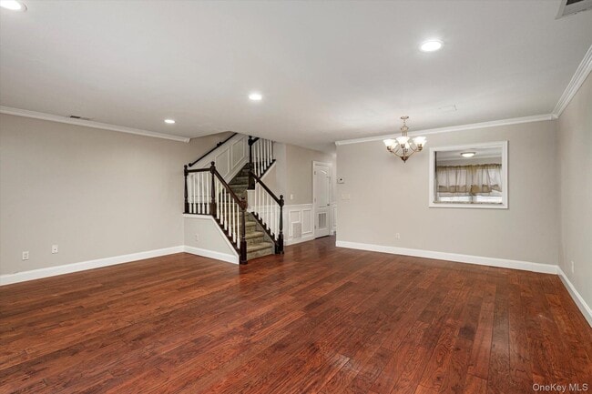 Building Photo - 28 Stratford Cir