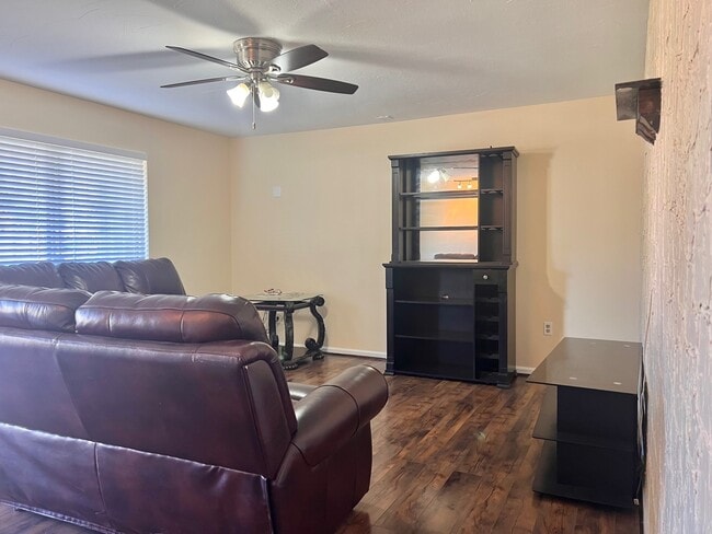 Building Photo - 7913 Cook Rd