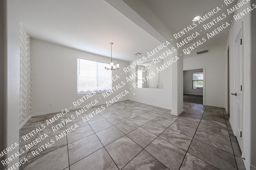 Building Photo - 17965 W Encinas Ln