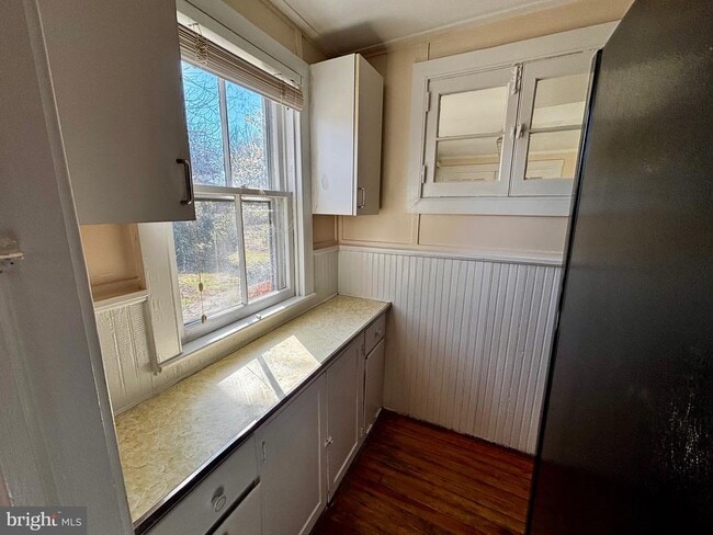 Building Photo - 8122 John Mosby Hwy