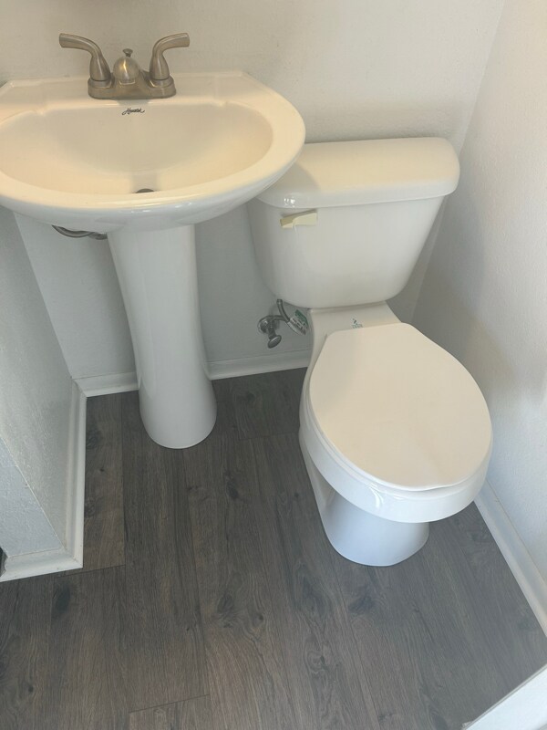 Building Photo - 2530 Taylor Ln