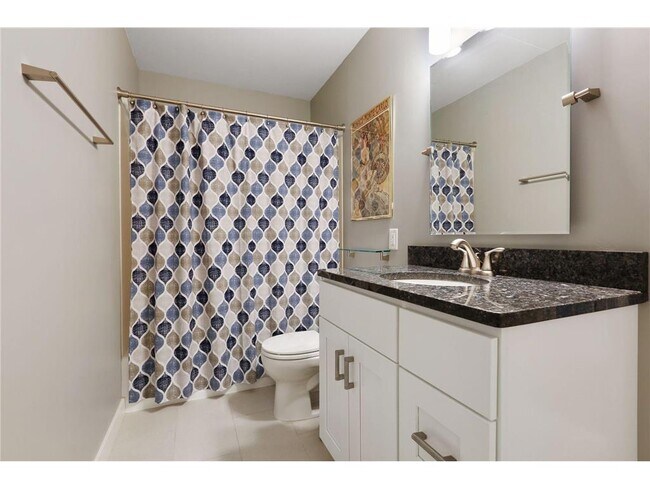 Building Photo - 6730 Vernon Ave S