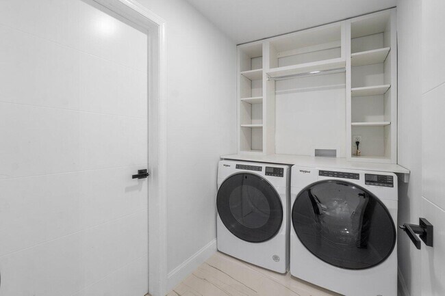 Building Photo - 1200 SW 8th St