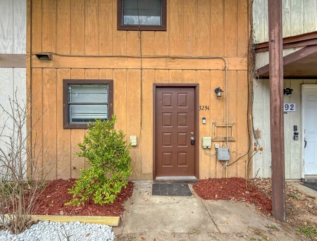 Building Photo - 3294 Nekoma Ln