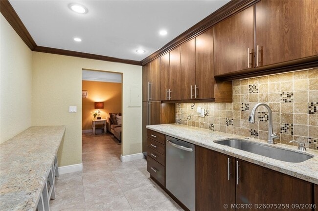Building Photo - 4250 Galt Ocean Dr