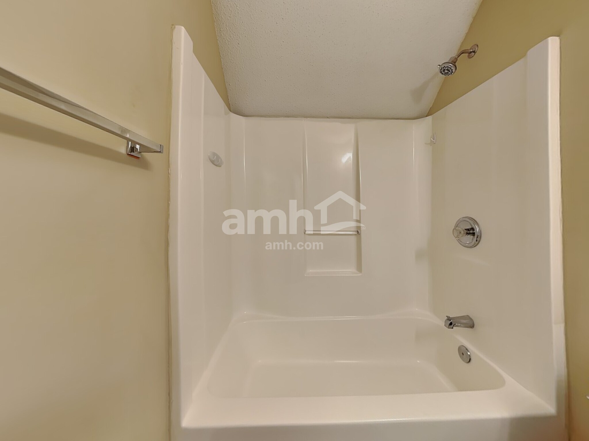 Building Photo - 4880 Manteo Ln