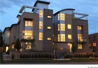 Building Photo - Elegant Contemporary Town Home with 2 bedrooms/4 baths with Private Elevator Coming Available Soon!