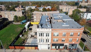 Building Photo - 2838 W Roosevelt Rd
