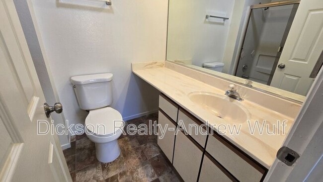 Building Photo - 247 Cheney St