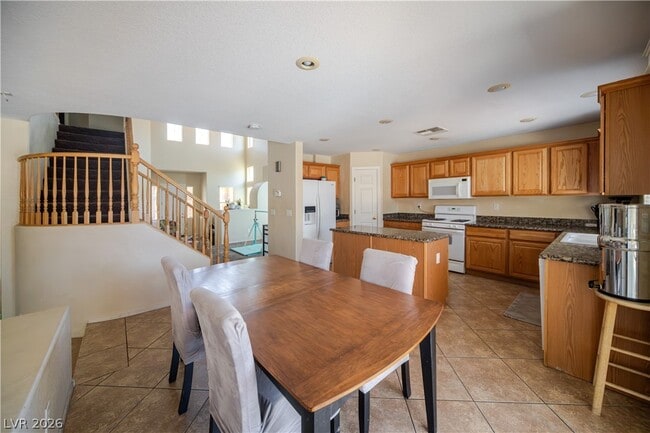 Building Photo - 8891 Imperial Forest St