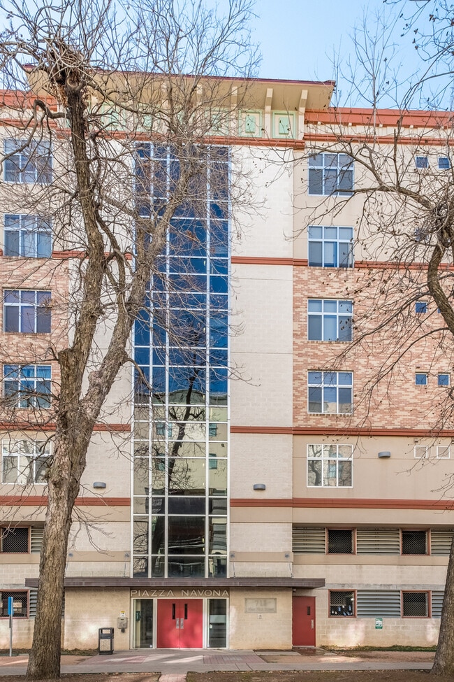 Building Photo - Live in the Heart of West Campus!