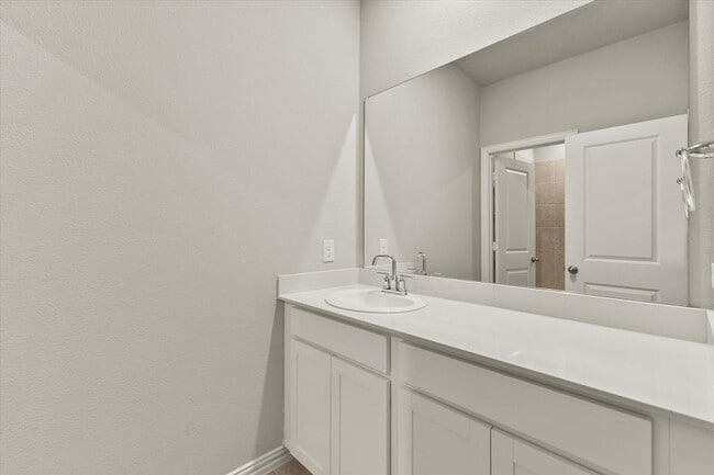 Building Photo - 7621 Sunset Blvd