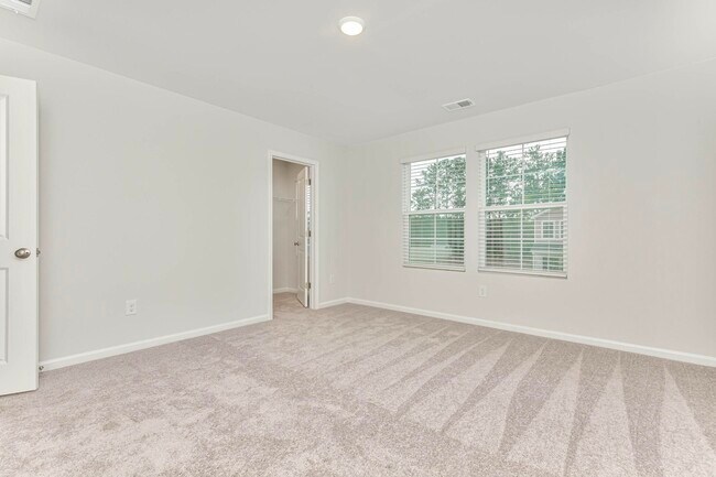 Building Photo - 1129 Boswell Ct