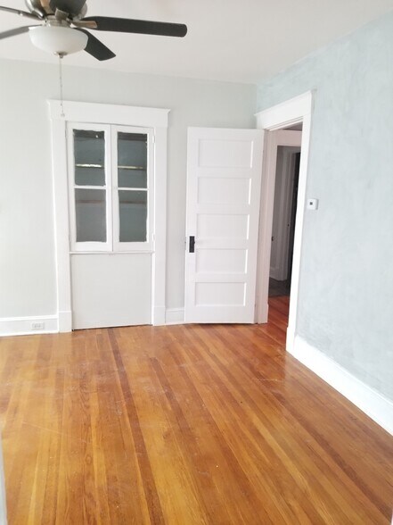 Building Photo - 365 Prospect Ave