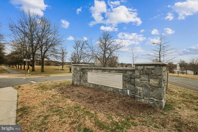 Building Photo - 171 Barrett Pl