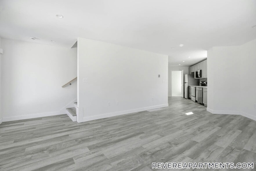 Building Photo - 23 Blake St