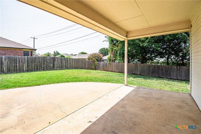 Building Photo - 3408 Ida Dr