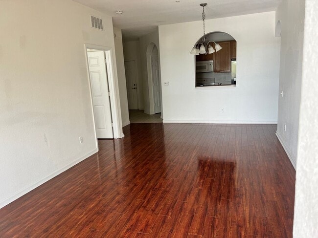 Building Photo - 6434 Cava Alta Dr