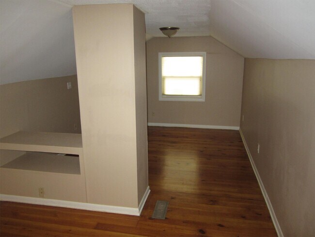 Building Photo - 2537 N 48th Ave