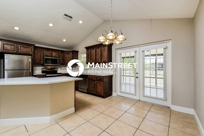 Building Photo - 3 Bedroom Pet-Friendly Home in Cape Coral,...