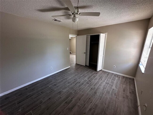Building Photo - 500 YELLOWWOOD Ct