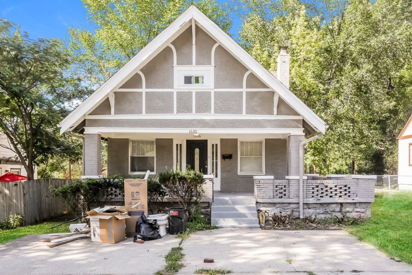 Building Photo - 1606 E 72nd St