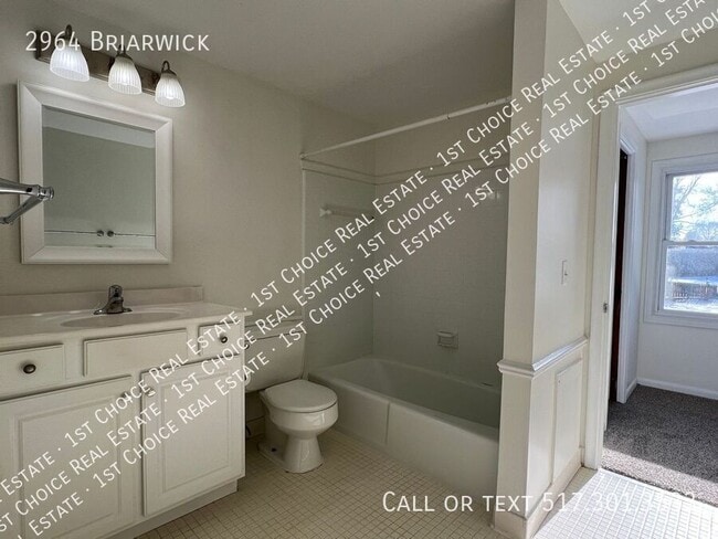 Building Photo - 2964 Briarwick-