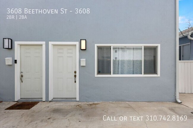 Building Photo - 3608 Beethoven St