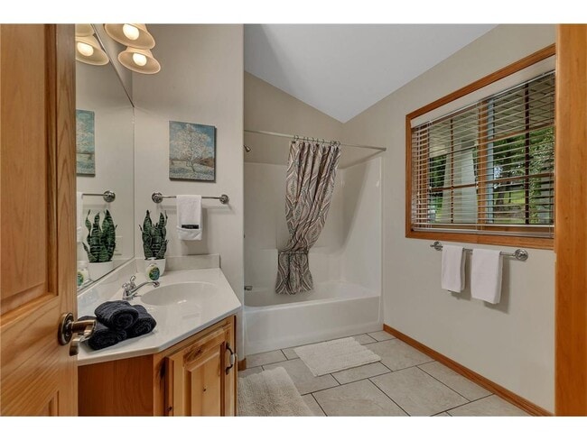 Building Photo - 11610 44th St NE