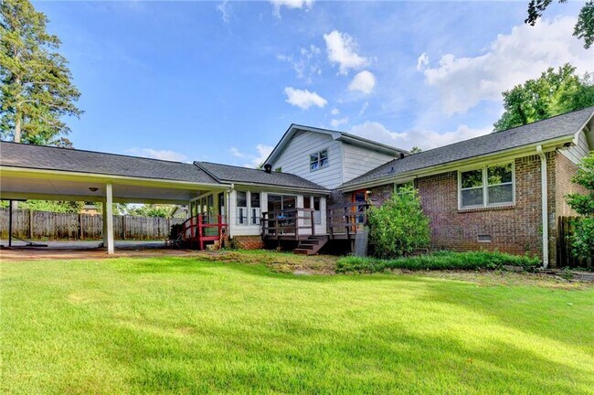 Building Photo - 268 Allen Ct SW