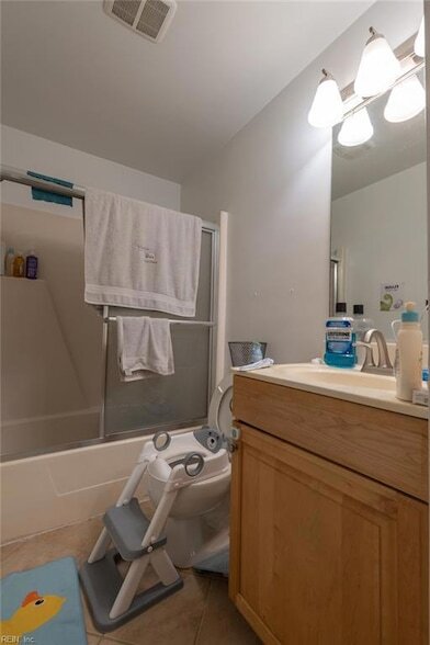 Building Photo - 5479 Lynbrook Landing