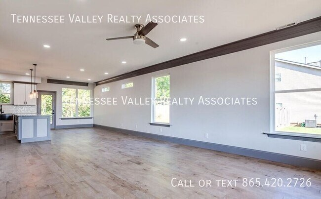 Building Photo - 7814 Lake Mountain Ln