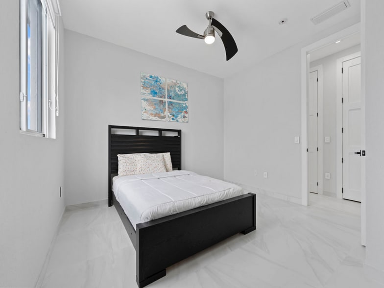 Building Photo - 468 Bahia Honda Rd