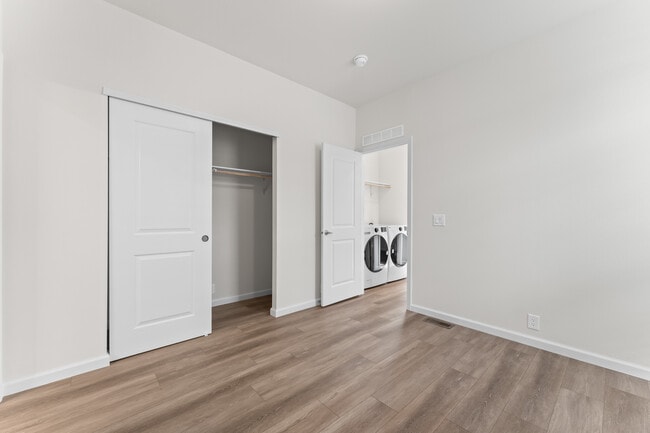 Building Photo - 1822 Nestorita Way