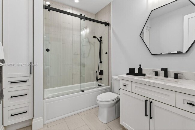 Building Photo - 620 Inlet Waters Cir