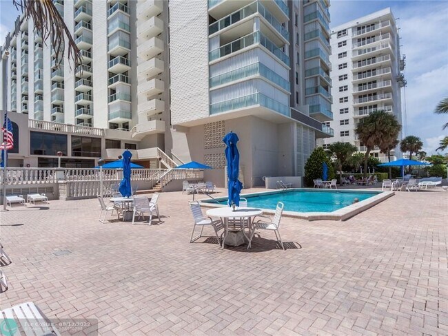 Building Photo - 1000 S Ocean Blvd