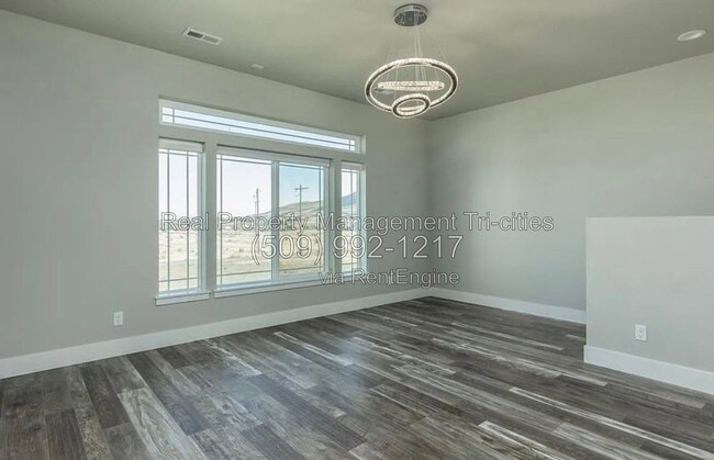 Building Photo - 74822 N 120 Pr NE