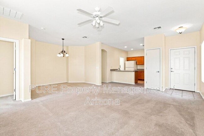 Building Photo - 2807 E Morenci Rd