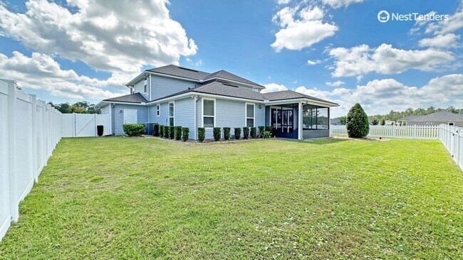 Building Photo - Four Bedrooms in the Heart of Nassau County!