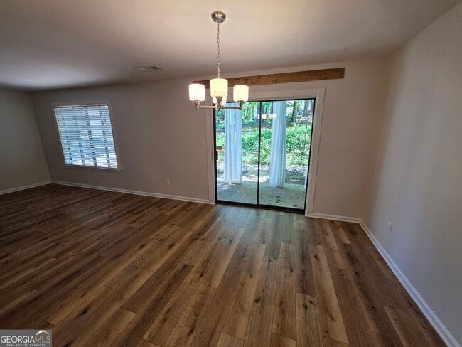 Building Photo - 76 Cobblestone Creek