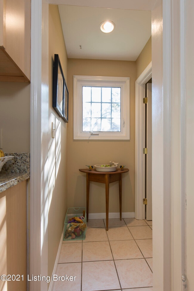 Building Photo - 9 Rebel Rd