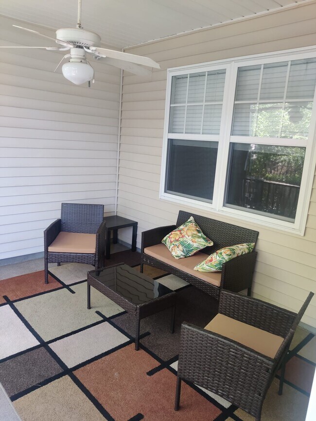 Building Photo - 311 Plank Bridge Way