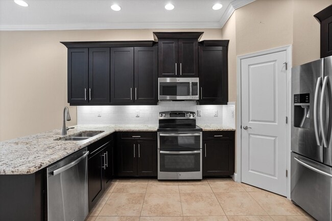 Building Photo - 5912 Anchorage Way S