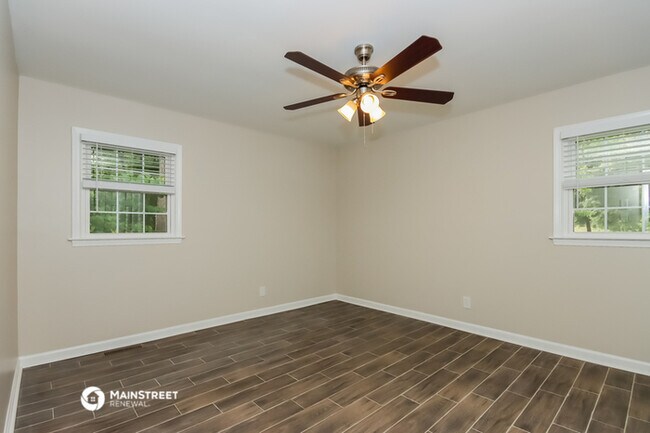 Building Photo - 262 Timberland Loop