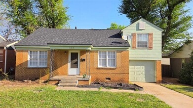 Building Photo - 605 NW 50th St