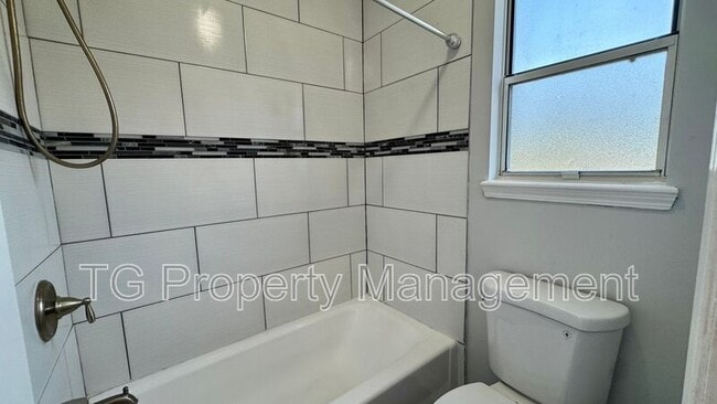 Building Photo - 11766 White Horse Rd